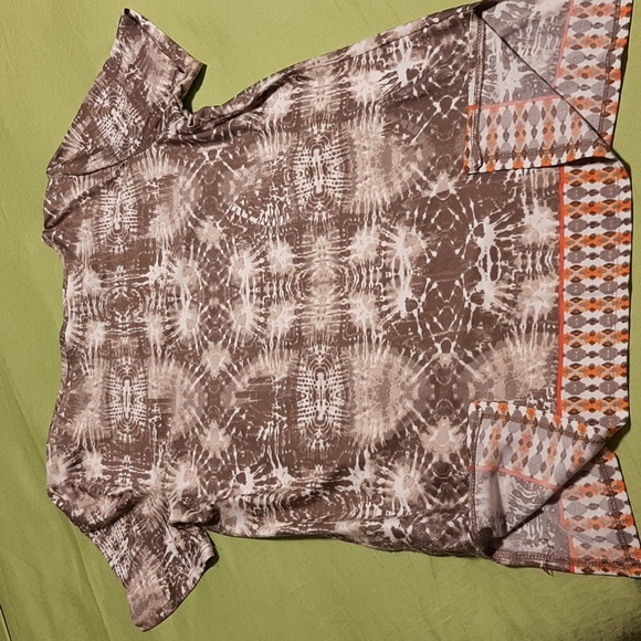 Women's top - Picture 2 of 4